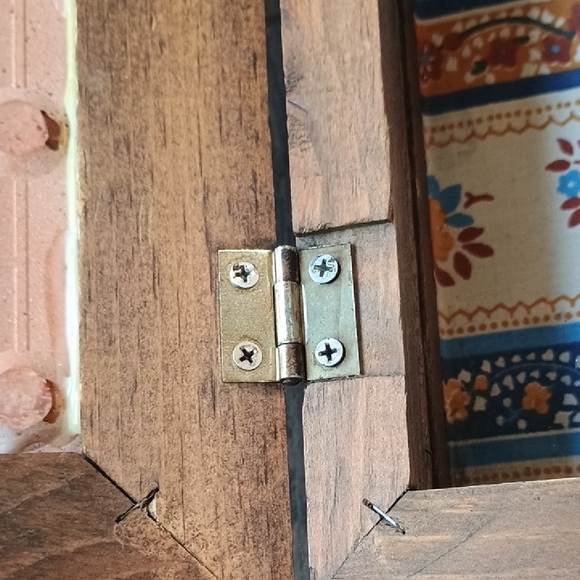 Vintage Wooden Jewelry Box with Tree Design Treasure Box - Picture 10 of 12